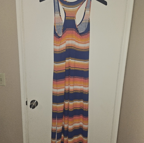 Long dress - Picture 2 of 4